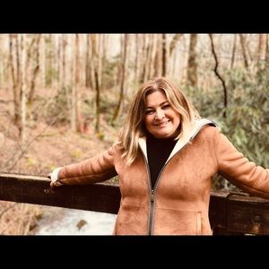 Meet your Posher, Luisa alonso